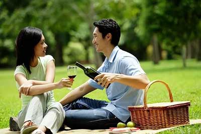 南京小三調(diào)查：3大跡象識破富豪身邊隱形小三！